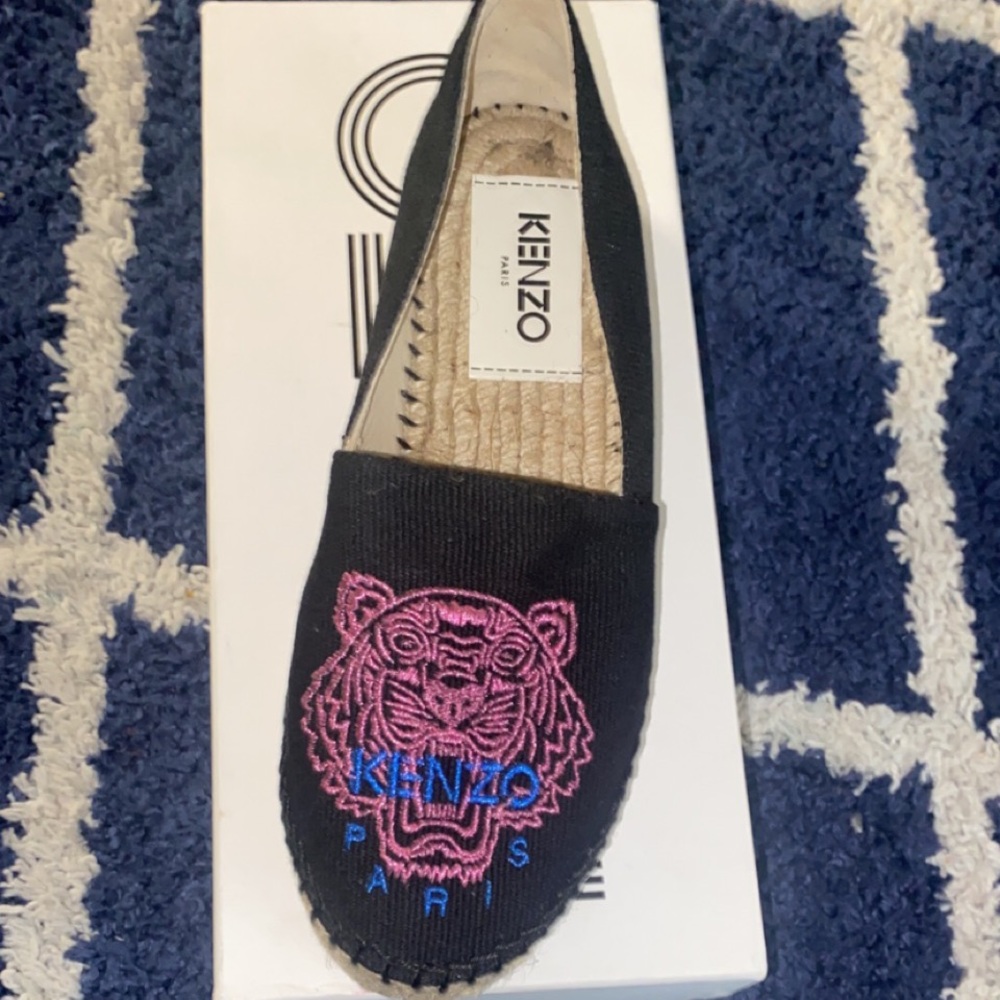 Kenzo shoe size 36(6) never worn,brand new in box